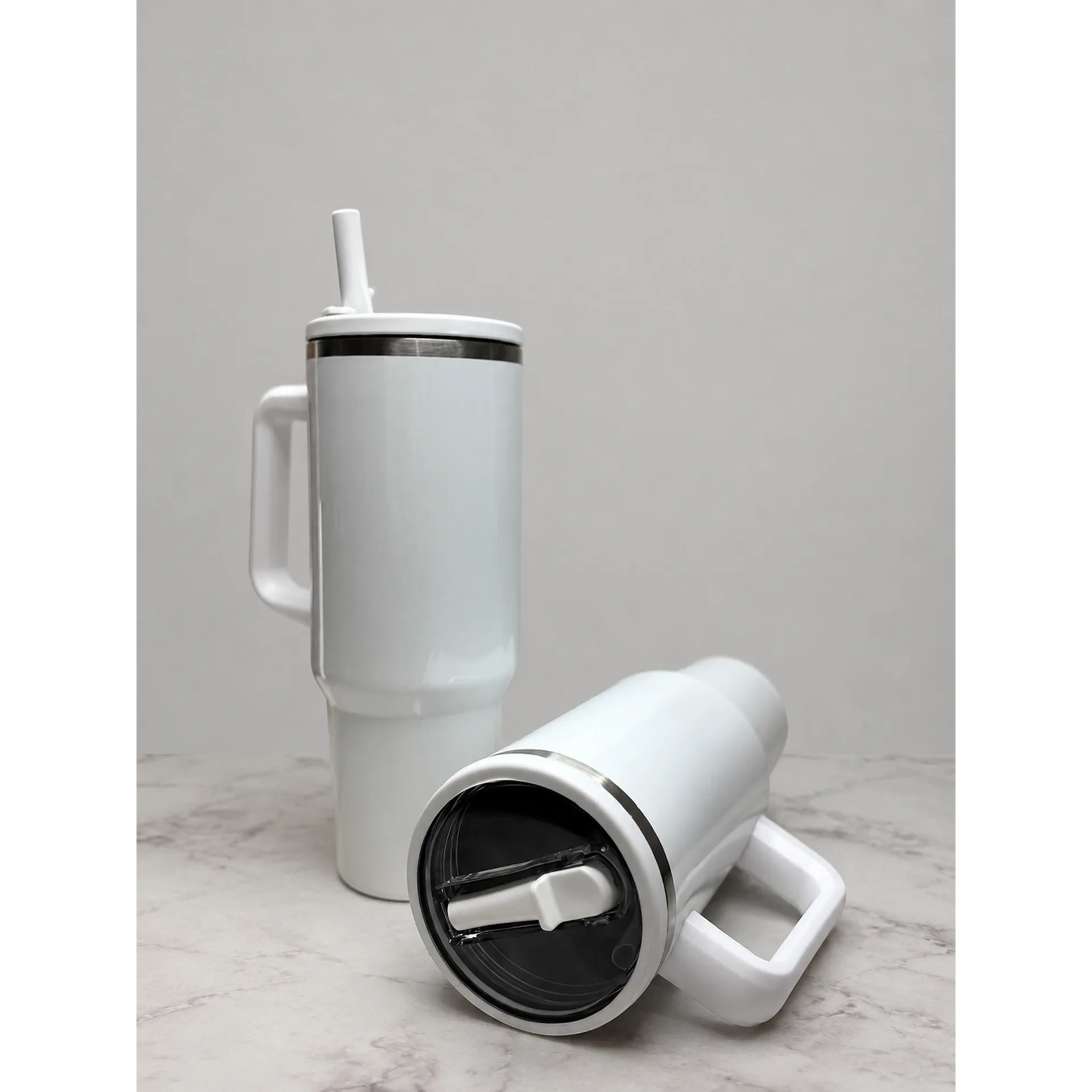 Tumbler de Acero Inoxidable 40oz Blanco – Estilo Stanley